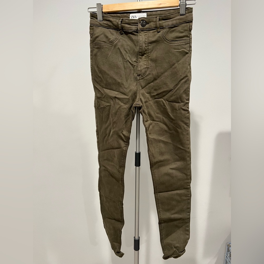 Multiple colors of super skinny Zara jeans